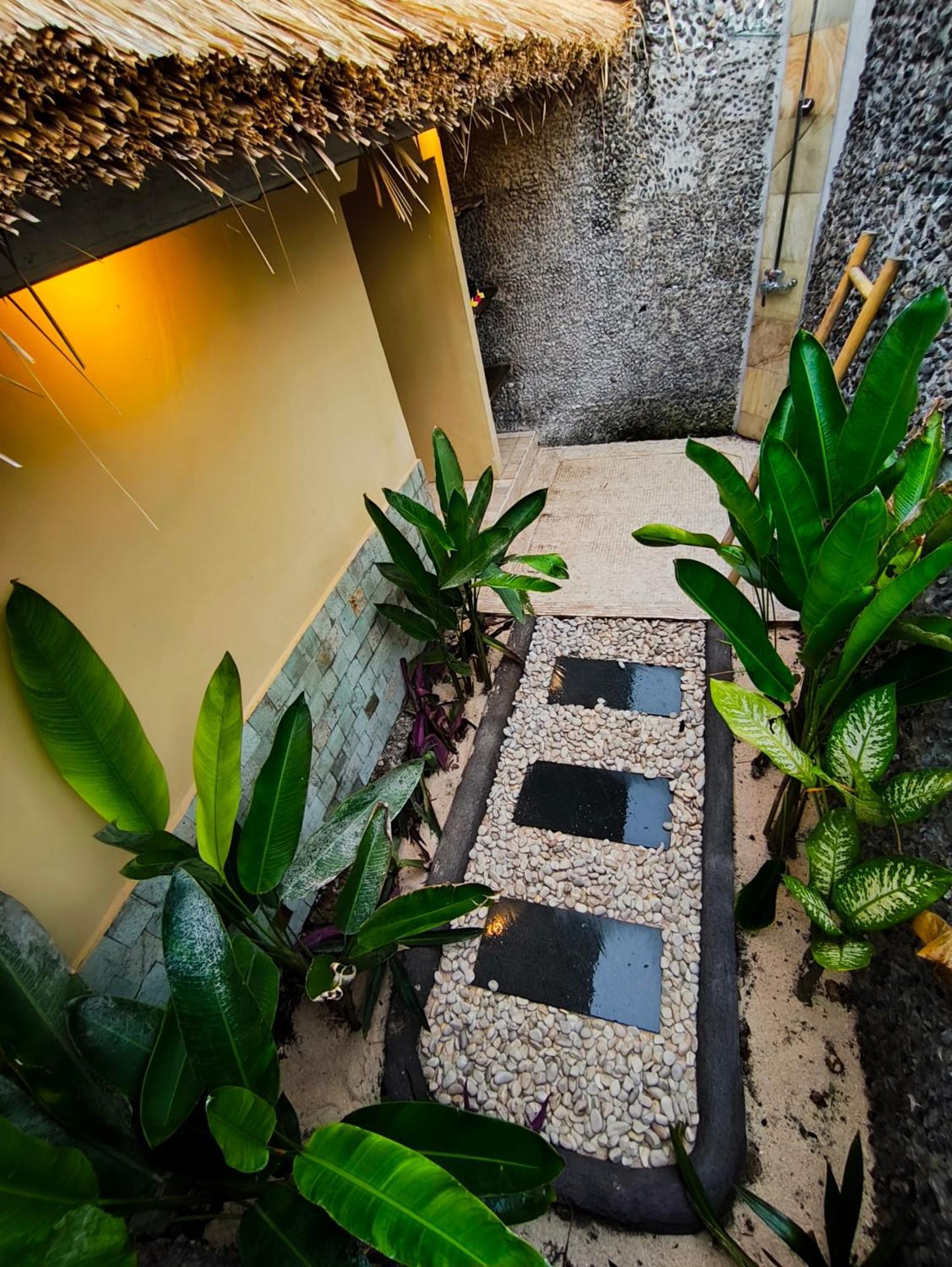 Villa Ibu Gili Trawangan Exterior photo